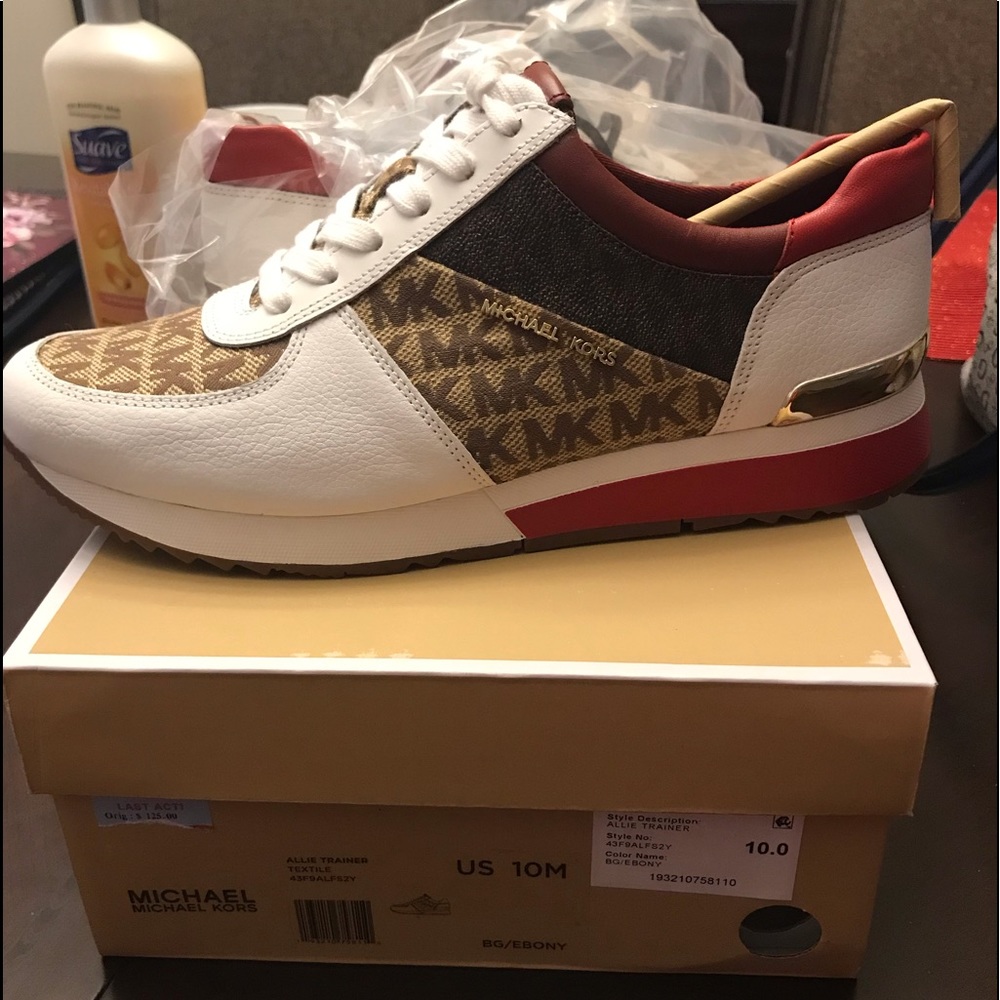 Brand new Michael kors sneaker
